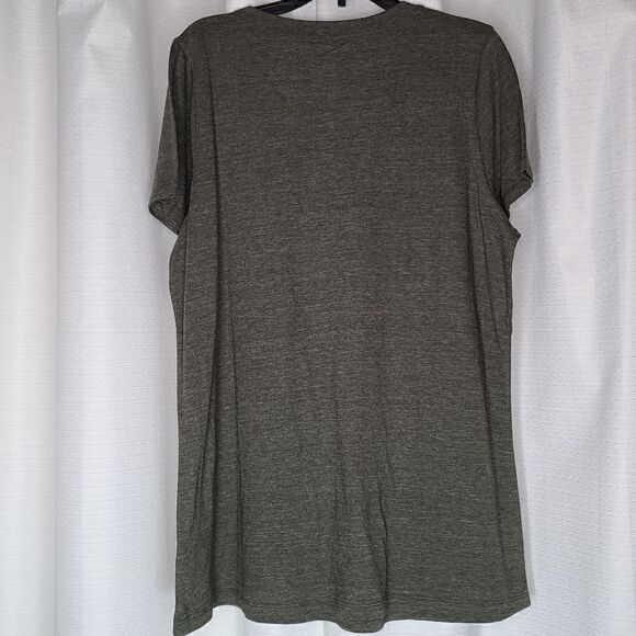 NWT TORRID 00 10W #momlife Crew Tee Triblend Olive M/L Short Sleeve slim fit gra - Picture 6 of 7